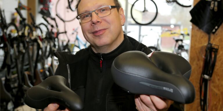 Volker Anderl kämpft wie andere Fahrradhändler mit Lieferproblemen bei Fahrrädern und Ersatzteilen.