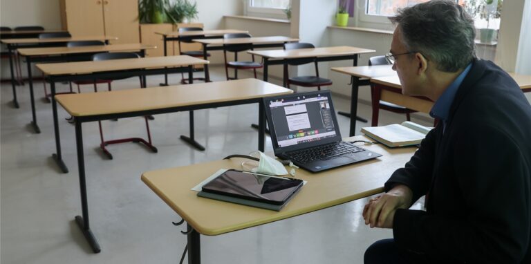 Sind alle da? Oft lautet die Antwort: Nein, es fehlen Schüler.