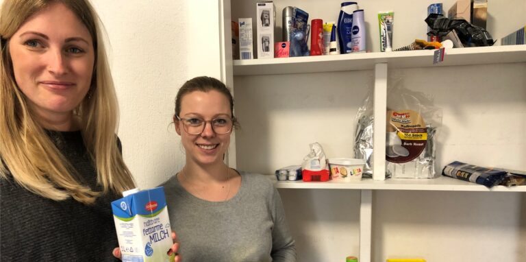 Lena Reinmuth und Vanessa Greef-Groß (r.) sind Beraterinnen in der Beratungsstelle.
