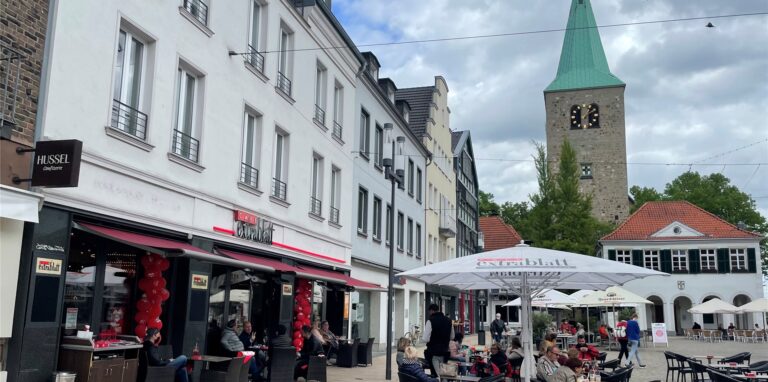 Seit Freitag gibt es keine Ausgangssperre mehr und in Dorsten ist unter anderem wieder Außengastronomie möglich. Ordnungsamt und Polizei berichten von einem ruhigen Pfingstwochenende mit kaum nennenswerten Vorfällen.