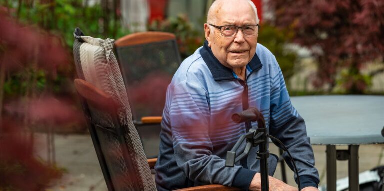 Josef Ernst (90) genießt sein Leben im ASB-Seniorenzentrum Kahrstege.  Früher besuchte er regelmäßig in Haltern Heimatfest und Gänsemarkt.