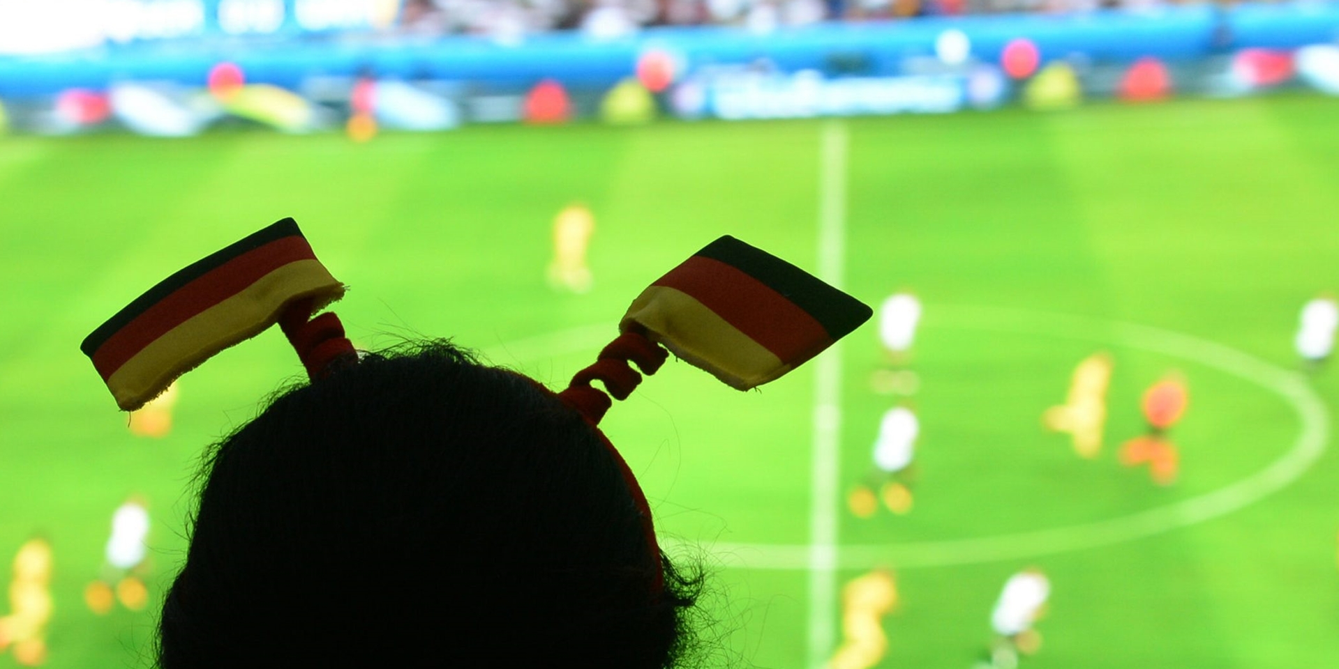 Fußballgucken mit Freunden