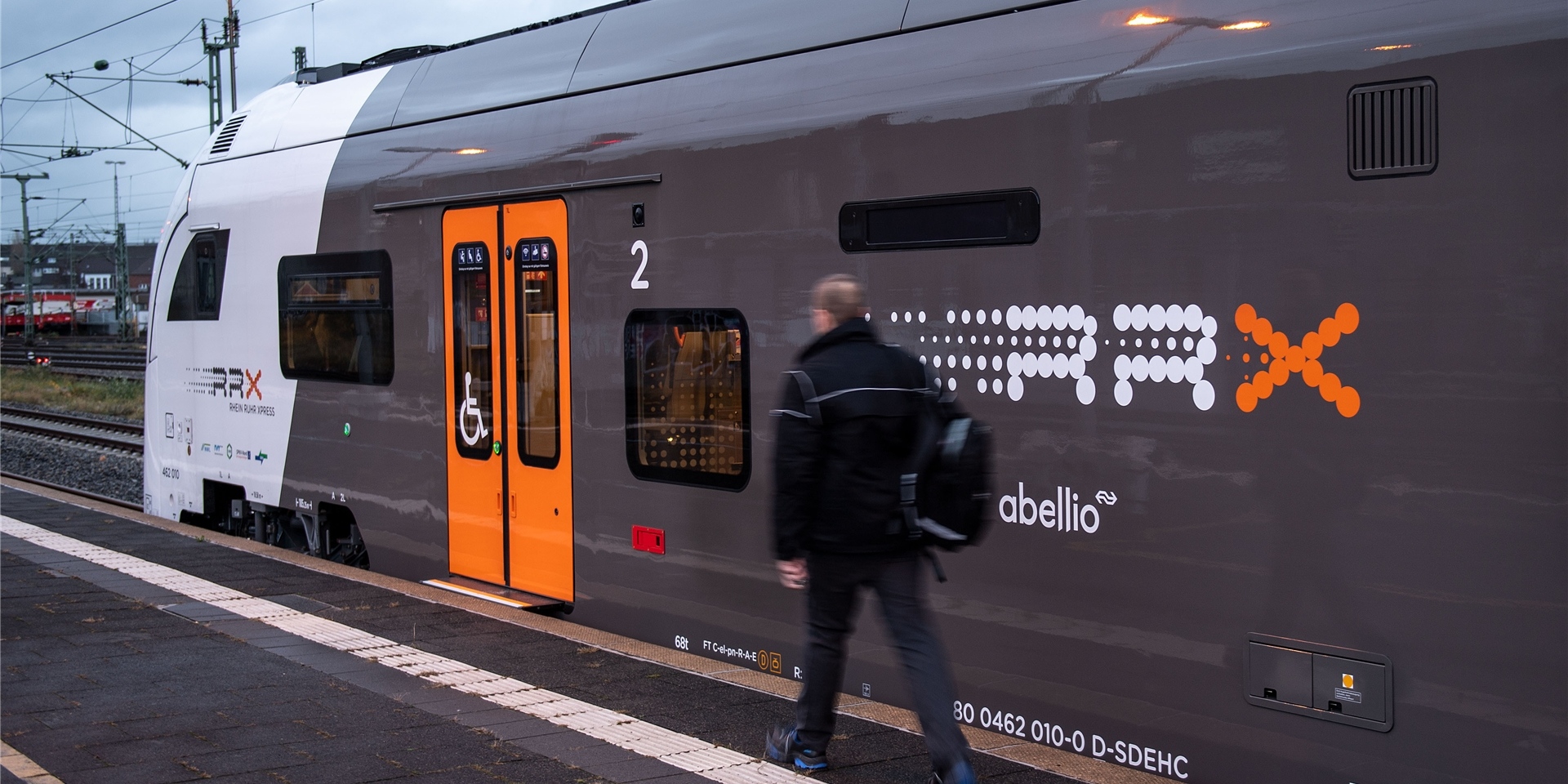 Abellio betreibt in NRW unter anderem den RE 1 von Hamm nach Aachen, andere Regionallinien und mehrere S-Bahn-Linien.