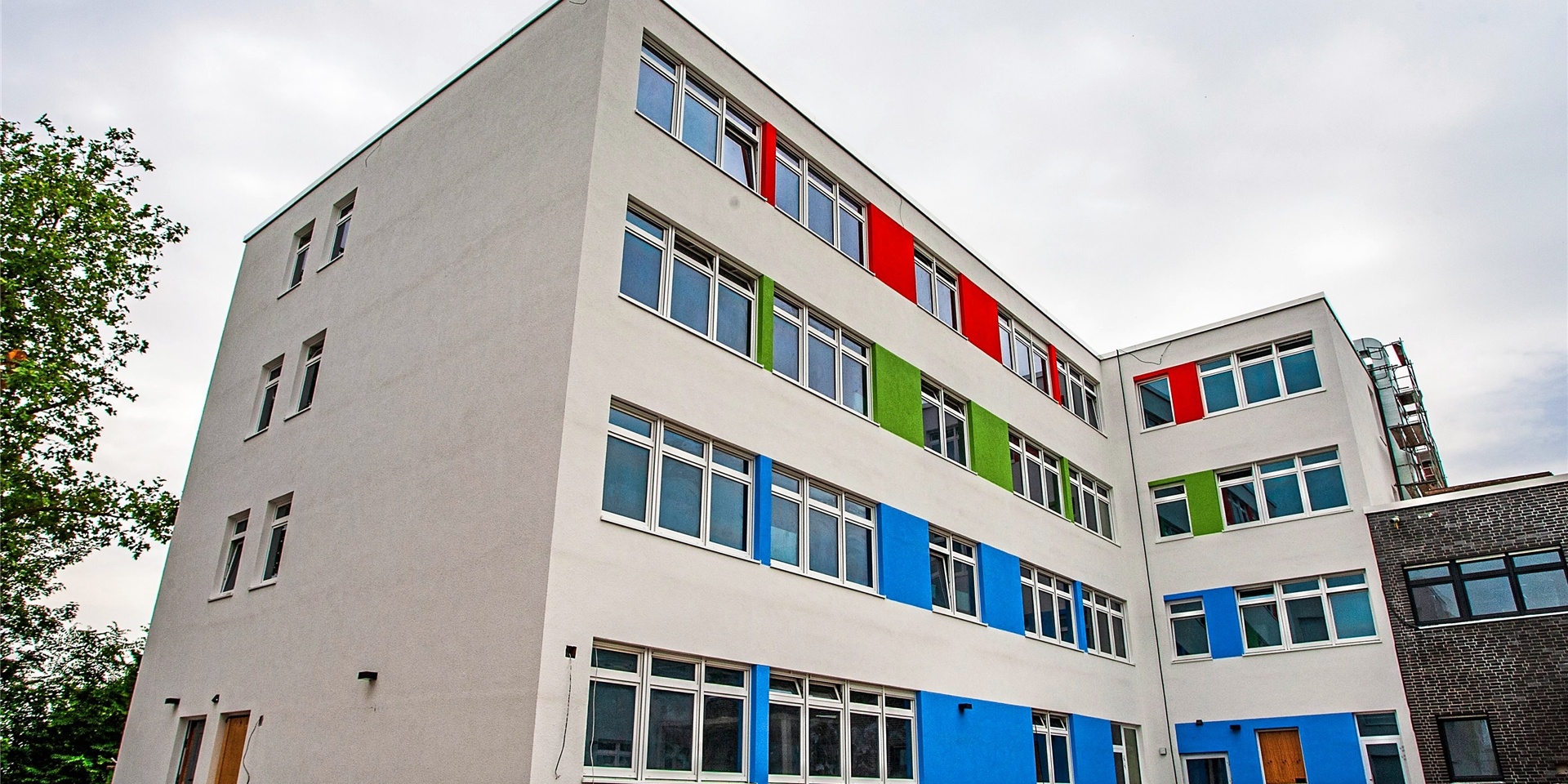 Der Neubau der Wolfhelm-Gesamtschule.