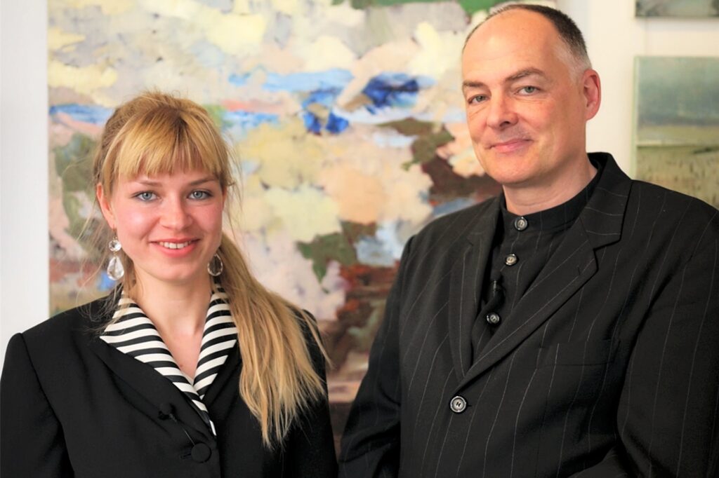 title attribut Maike Prause und Frank Burkamp haben die Kunsthalle Burkamp im Gebäude der ehemaligen Glashütte eröffnet.