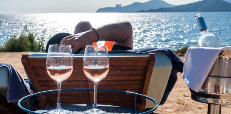 Die WHO rät Frauen im gebärfähigen Alter dazu, komplett auf Alkohol zu verzichten.