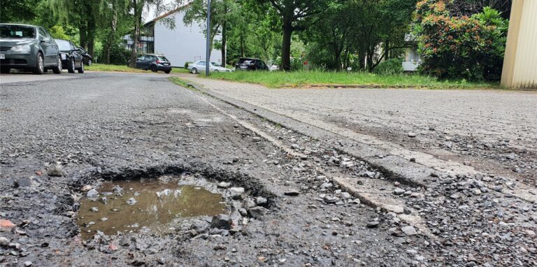 Die seit Jahren ausstehende Sanierung der Weidenstraße im Bertlicher Dreieck soll um den 5. Juli herum beginnen.