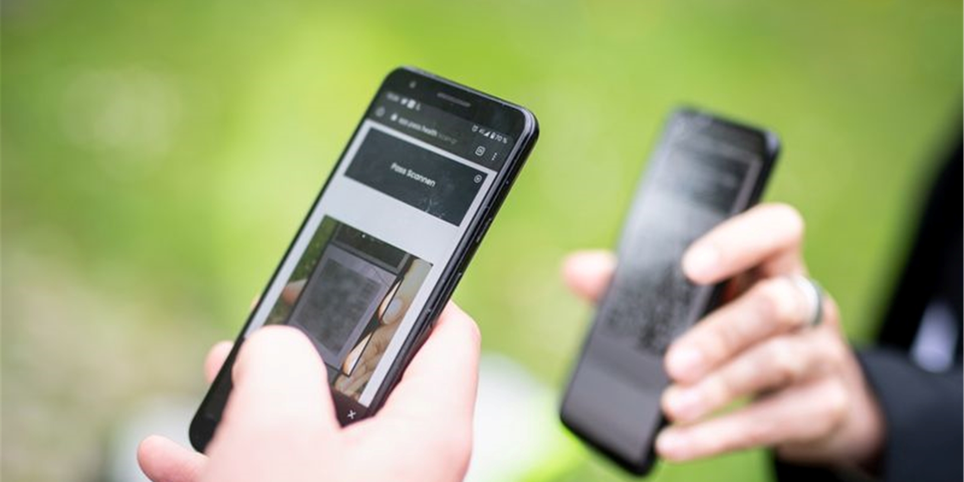 EU-Covid-Zertifikat: Alle EU-Länder sind nun an die notwendige gemeinsame Technik angeschlossen. Viele Länder geben das EU-Covid-Zertifikat sogar schon vor dem offiziellen Start aus.