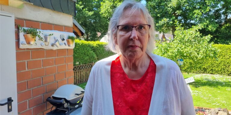 Eine schwere Erkrankung zwang Helga Schmidt schon vor über 10 Jahren in die Erwerbslosigkeit. Ihre Rettung kam aus Haltern.