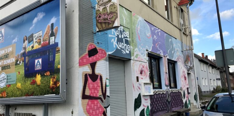 Das Haus, in dem der Verein „Von Menschen – Für Menschen“ seine Heimat hat, hat noch nicht den Besitzer gewechselt. Es steht seit Längerem zum Verkauf.