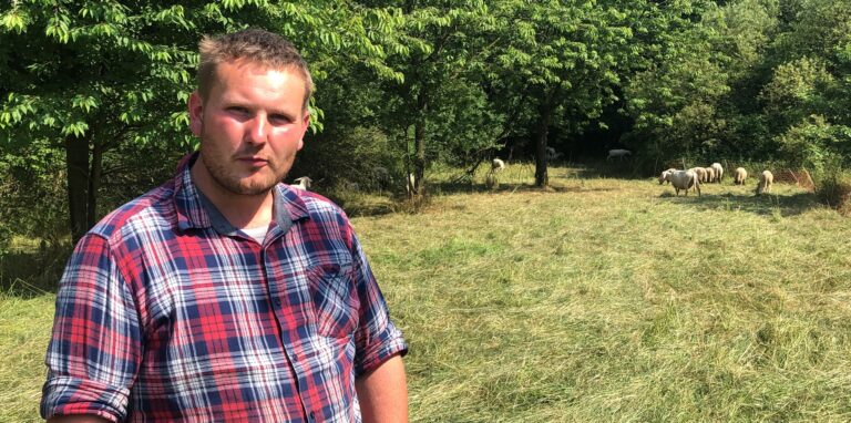 Wanderschäfer Elias Konze fühlt sich in Castrop-Rauxel aktuell nur bedingt wohl.