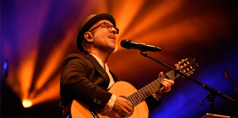 Der Singer/Songwriter Lou Dynia wird in Haltern auftreten, aber nicht am 24. 12.