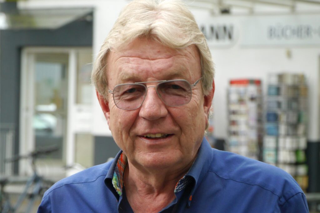 title attribut Johannes Lindenblatt ist froh, dass er selbst noch nicht von Hochwasser betroffen war.