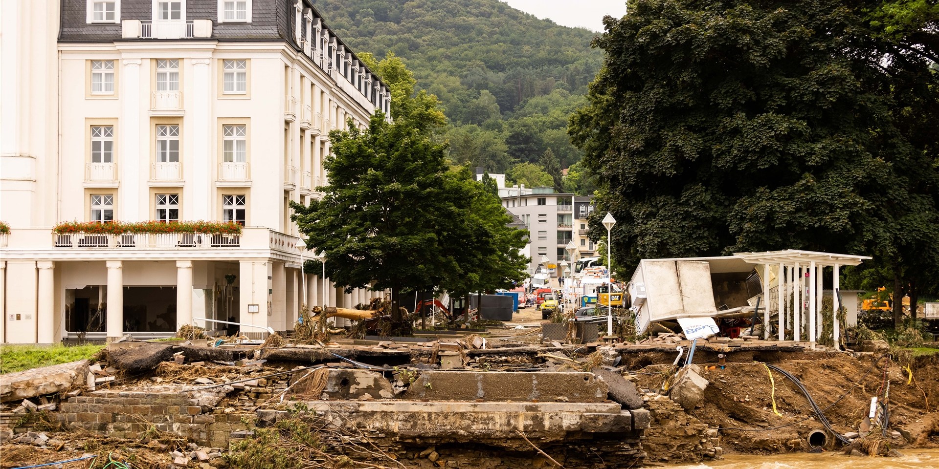 Hotels und Restaurants in Ahrweiler werden wohl nach dem Hochwasser für lange Zeit nicht mehr öffnen. Nach der Pandemie kommt die nächste Krise für die Tourismusbranche.
