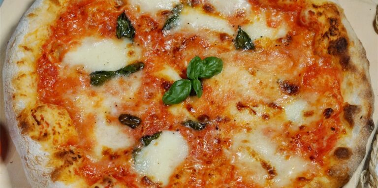 Ein Pizzabäcker aus Castrop-Rauxel wurde am Schöffengericht in Bochum wegen Steuerhinterziehung verurteilt.