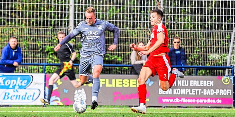 Stürmer Mirko Grieß bleibt bei Westfalenligist TuS 05 Sinsen, hat sich aber an der Schulter verletzt.