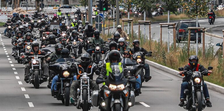 Zu einer Demonstration von „Bikers for Freedom“ im Juli 2020 waren rund 1000 Teilnehmer und Teilnehmerinnen gekommen.