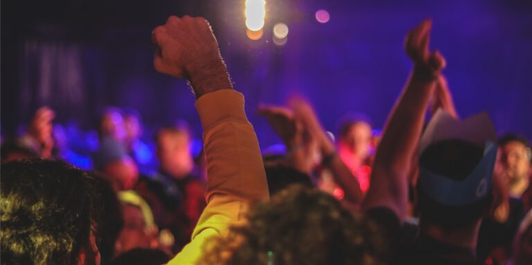 Einen Ort, an dem junge Menschen in Dortmund feiern können, in Form von Pop-Up-Partyzonen fordert die Dortmunder FDP. Nicht alle sind von der Idee überzeugt.
