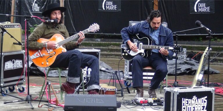 Die beiden Brüder Gutierrez verzauberten die Besucher mit ihren Gitarrenklängen.