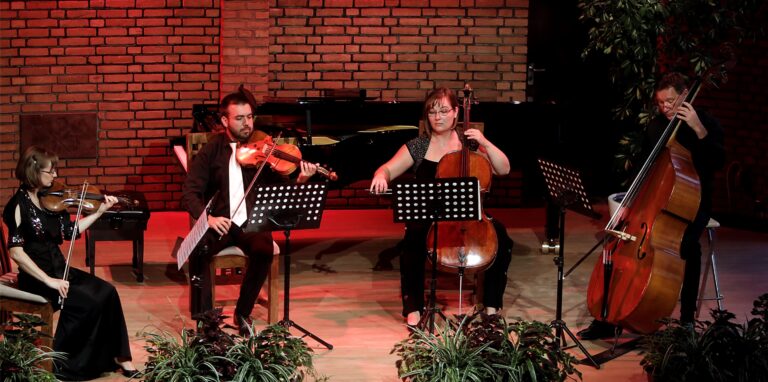 Das Pécs String Quartett eröffnete die Kozertreihe Sommernachtsträume im Kulturzentrum Erlöserkirche.