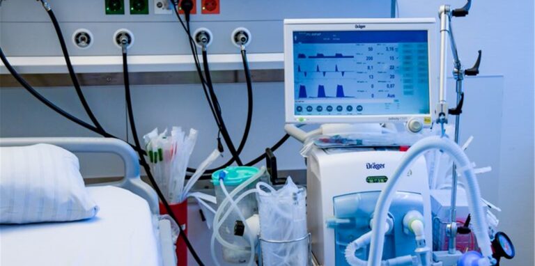 Die 50er-Inzidenz wird aus dem Infektionsschutzgesetz gestrichen. Die Zahl der Krankenhausaufnahmen soll die wichtigste Kennzahl werden.
