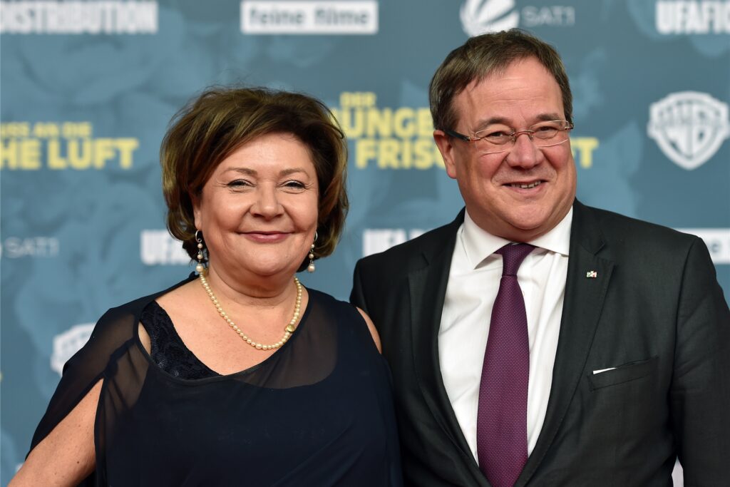 title attribut NRW-Ministerpräsident Armin Laschet (CDU) mit seiner Frau Susanne.