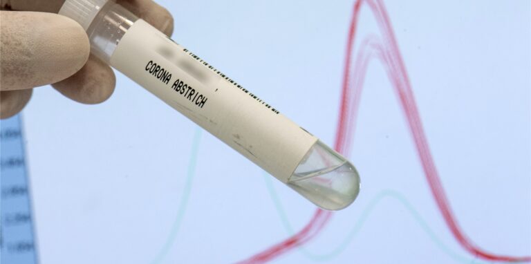 Wissenschaftler haben eine neue Mutation des Coronavirus entdeckt. Erste Fälle wurden auch schon in Europa registriert.