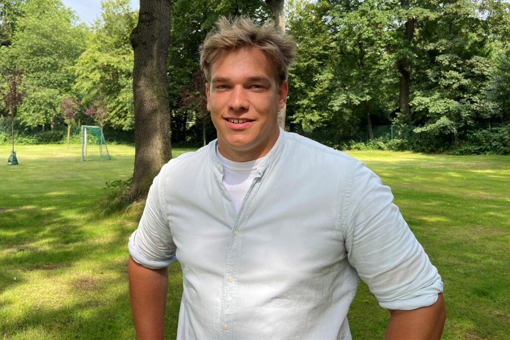 title attribut Der Bundestagskandidat der Grünen: Nils Stennei
