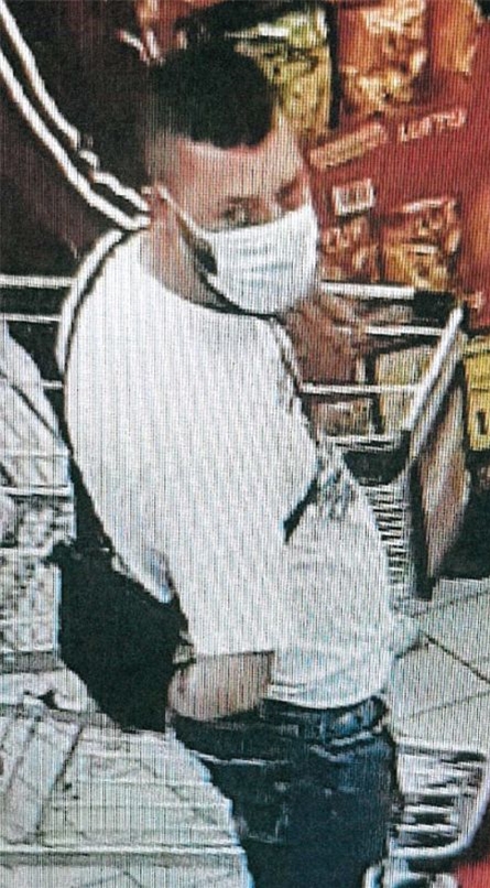 Die Polizei sucht nach diesem Mann.