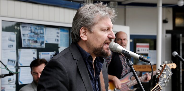 Jimmy Reiter brachte wieder den Blues zum Sommer am See.