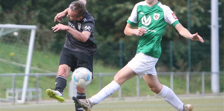 Am Sonntag will Yannick Goecke (l.), mit acht Treffern Top-Torjäger der Kreisliga A1, mit dem SC Marl-Hamm beim TuS Gahlen punkten.