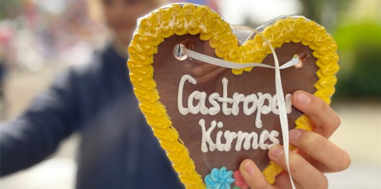 Am 1. Oktober hat in Castrop-Rauxel die Familienkirmes begonnen. Das ist der Ersatz für die Herbstkirmes. Kleiner, aber gemütlich.