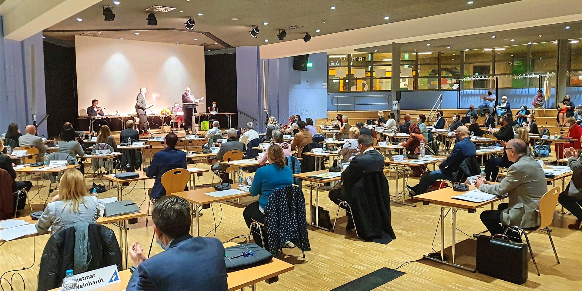 Der Rat der Stadt Herten tagt jeweils im Forum der Rosa-Parks-Schule.