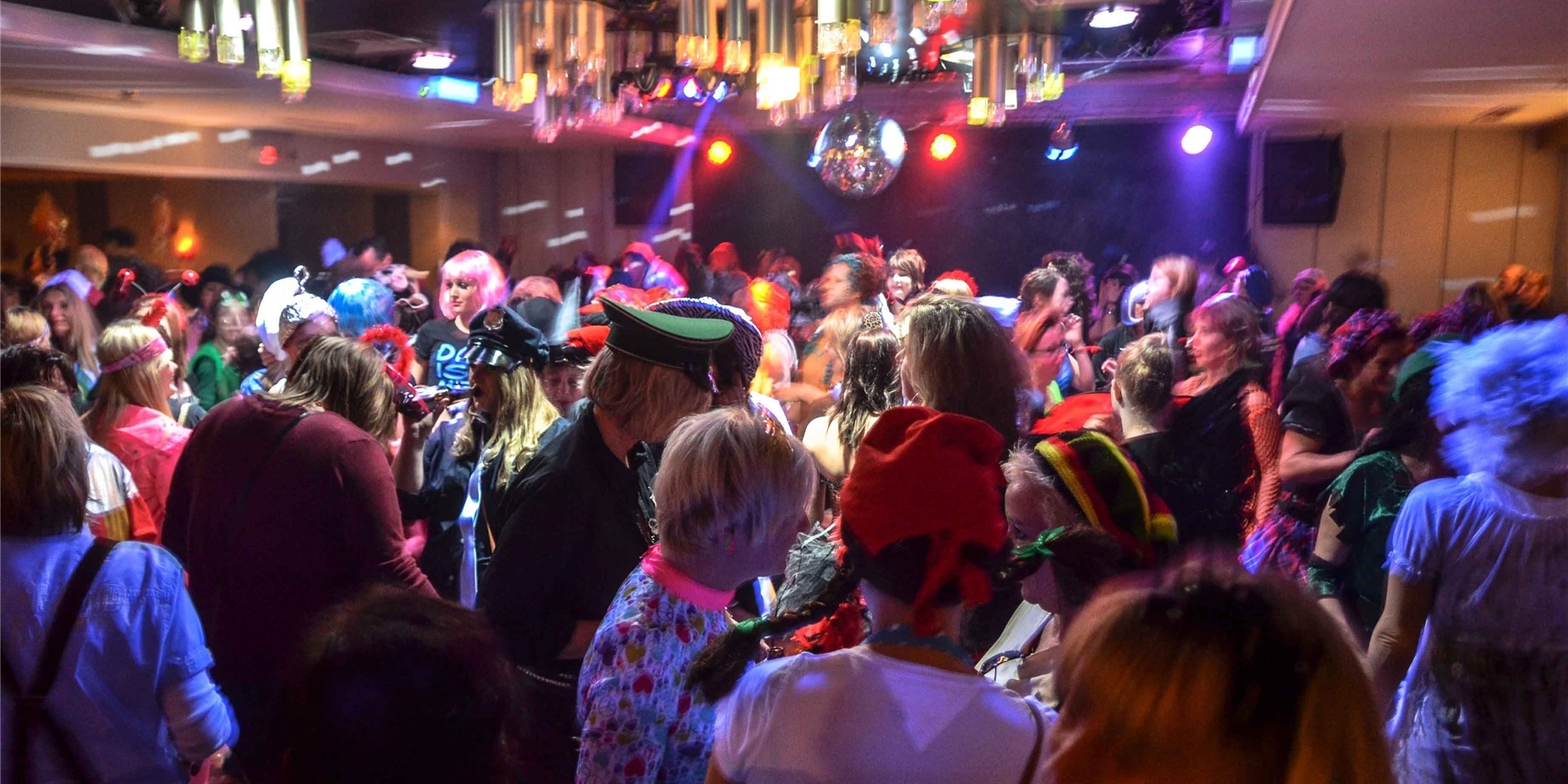 Im Tanzpalast Mythos findet Ende Oktober eine Karaoke-Party statt. (Archivbild)