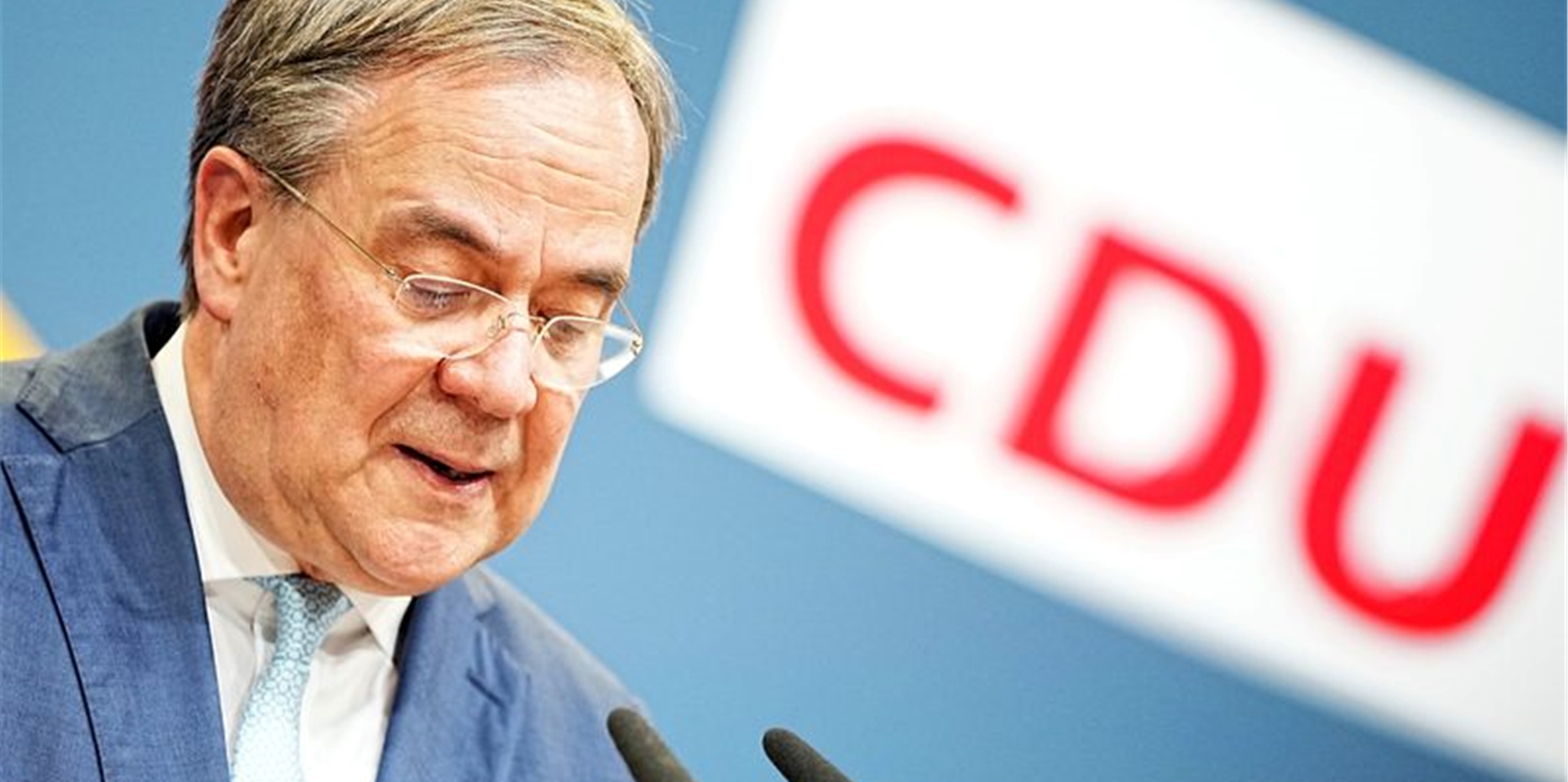 Armin Laschet gibt ein Pressestatement zum Fortgang der Sondierungsgespräche.