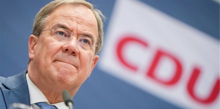 CDU-Chef Armin Laschet will der Parteispitze seine Pläne zur personellen und inhaltlichen Erneuerung nach dem historischen Desaster bei der Bundestagswahl präsentieren.