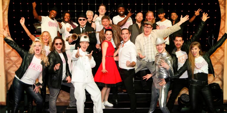 Das Ensemble des erfolgreichen Ruhrgebietsmusicals „Radio RuhrPott“ musste viele Auftritte wegen der Corona-Pandemie absagen. Das Ensemble um den Kamener Bernd Böhne war stets sicher, dass es irgendwann weiter geht. Jetzt ist es soweit.