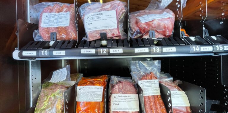Die Fleischprodukte kommen von den Schweinen vom Schweriner Hof.