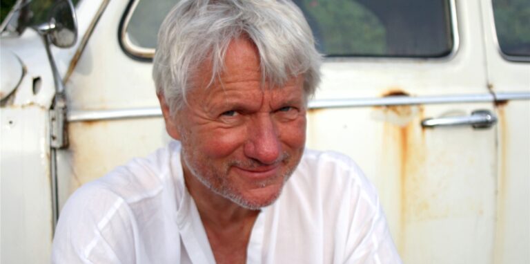 Jürgen Becker freut sich auf seinen Auftritt in Wulfen. Bereits 2018 war er für den Kultursommer in Dorsten zu Gast.