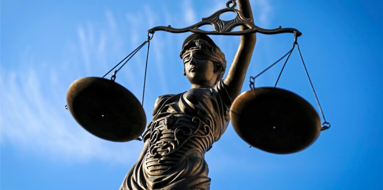 Im zweiten Prozess um das mutmaßliche Misshandlungs-Schicksal eines Säuglings aus Herten-Süd haben die Richter am Freitag massive Bedenken an einer Aufklärung des Falles geäußert.