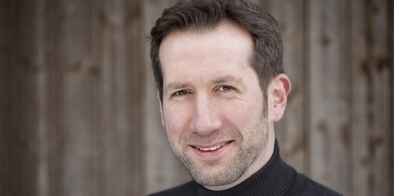 Marc Raschke ist renommierter Journalist, Unternehmer und politischer Influencer.
