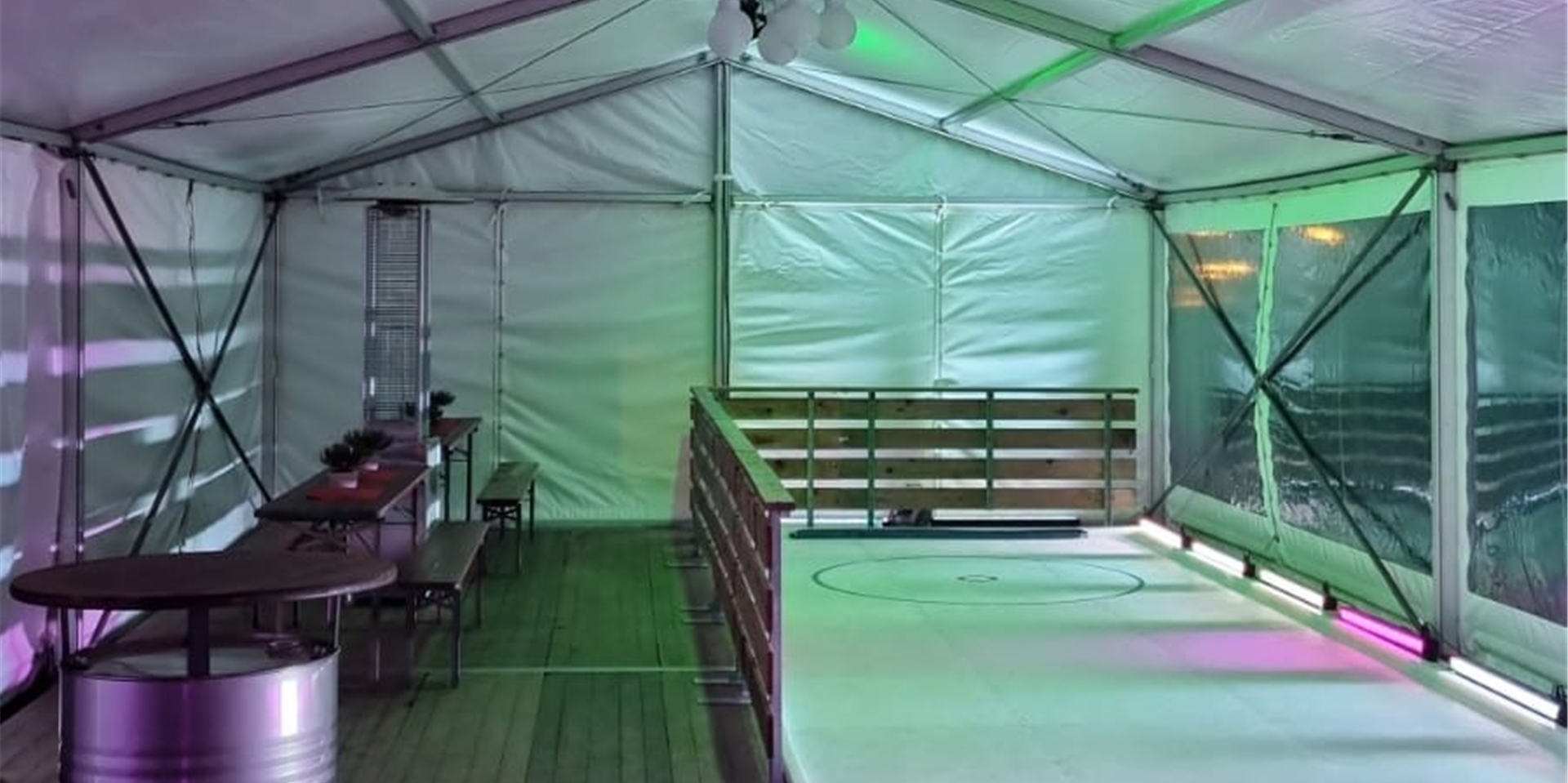 Die Eisstockbahn bietet einen neues Freizeitevent für kleine Gruppen.