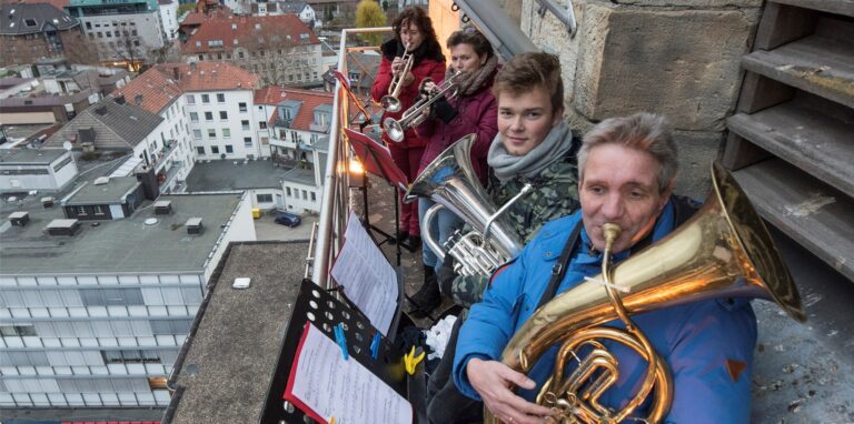Turmbläser werden wie in vergangenen Jahren von St. Lambertus aus weihnachtliche Melodien in die Altstadt schicken.