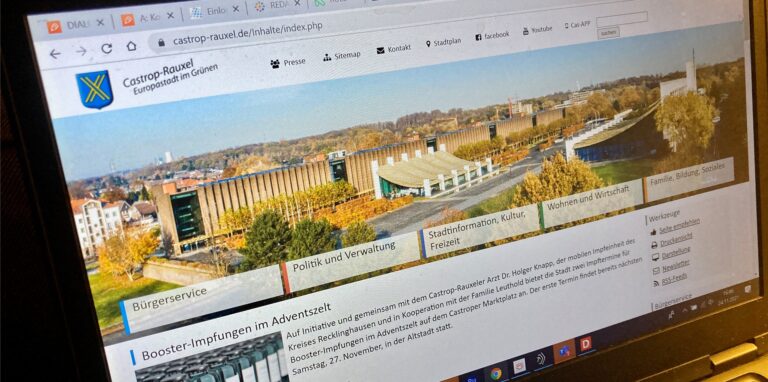Die Stadtseite im Netz ist in die Jahre gekommen und wird überarbeitet. Das gilt auch für das Stadtlogo oben links. Eine neue Seite und ein neues Logo kosten Geld. Sinnvoll investiertes Geld, meint unser Autor.