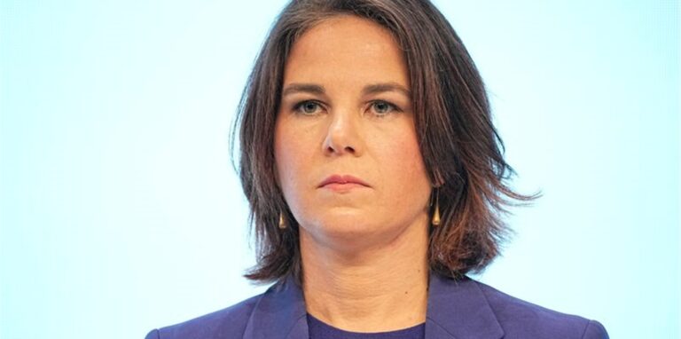 Annalena Baerbock will eine allgemeine Impfpflicht nicht ausschließen.