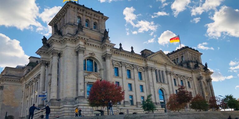 Im Reichstag in Berlin sitzt Frank Schwabe seit 2005 als Bundestagsabgeordneter.