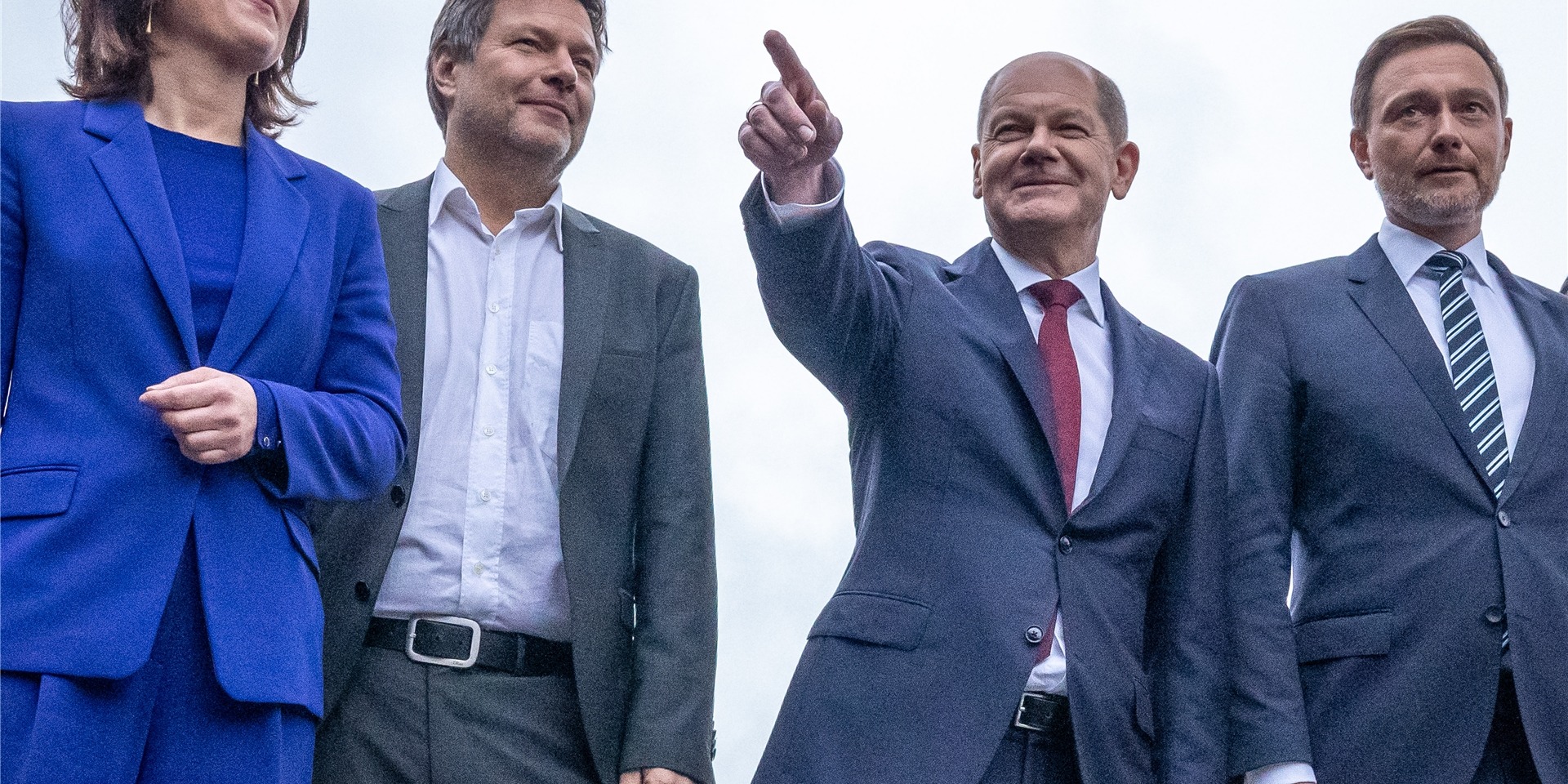 Der Koalitionsvertrag ist unterschrieben, nun geht es darum, Posten zu verteilen.