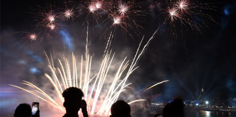 2020 musste privates Feuerwerk zu Silvester wegen Corona ausfallen. Doch wie sieht es dieses Jahr aus?