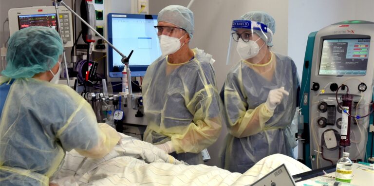 Die Zahl der Corona-Patienten in den Krankenhäusern im Kreis Recklinghausen hat sich im Laufe der Woche deutlich erhöht.