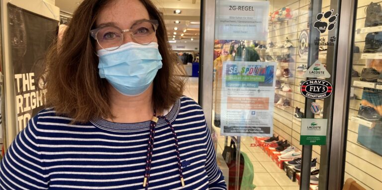 Barbara Hermann hat direkt alle ihre Kunden kontrolliert. Zuvor hatte sie Bedenken, doch ihre Kunden reagieren größtenteils mit Verständnis.